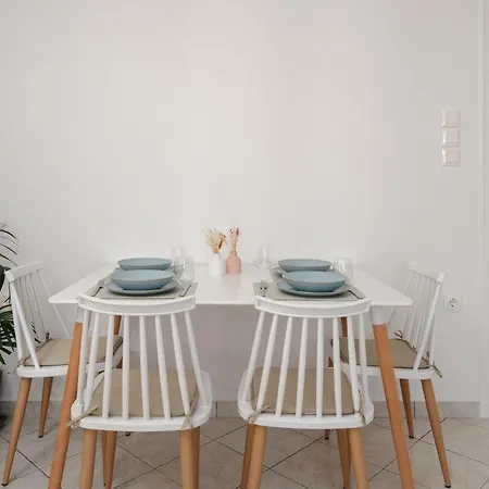 דירה Prelude 2br Naxos Town Center Near