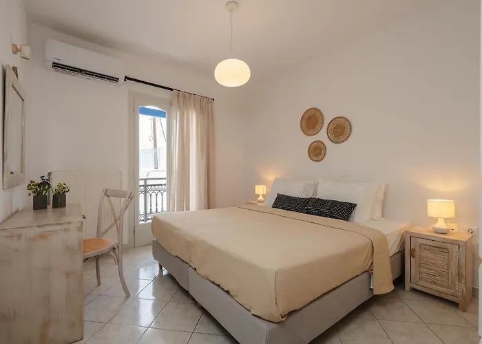 Prelude 2br Naxos Town Center Near Naxos City