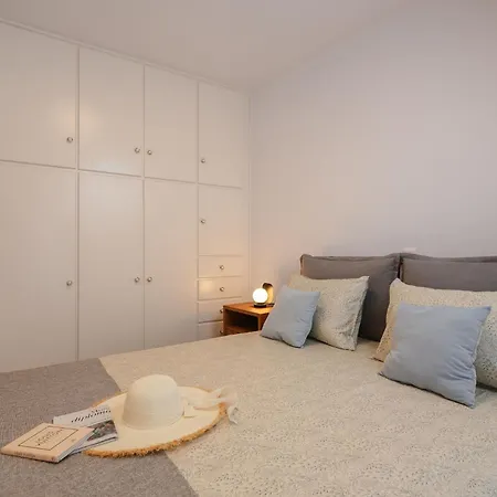 شقة Prelude 2br Naxos Town Center Near