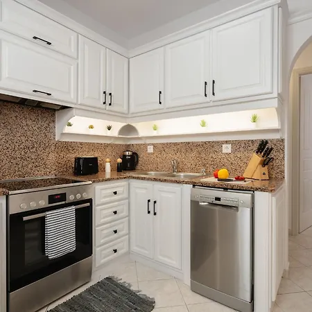 Prelude 2br Naxos Town Center Near