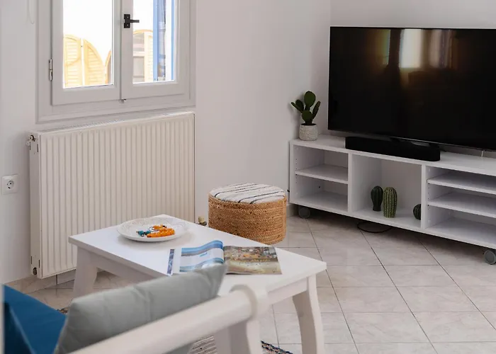 Prelude 2br Naxos Town Center Near Apartment Naxos City