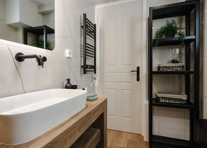 Prelude 2br Naxos Town Center Near Apartment Naxos City